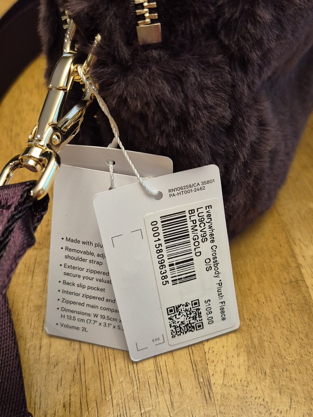Lululemon Plush Fleece Large 2L Crossbody Bag Black Plum & Gold Metal Hardware - Picture 7 of 8